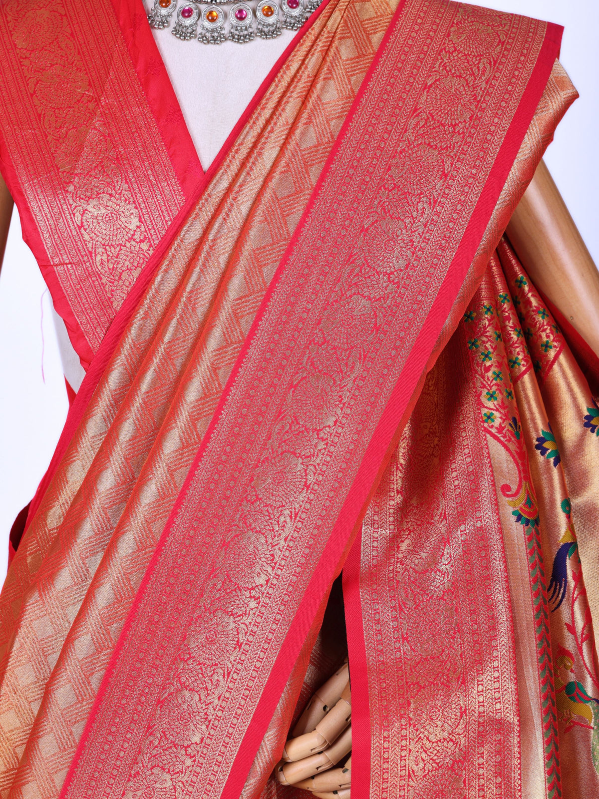Red color Kanjivaram work Designer Saree BLS1016_Red