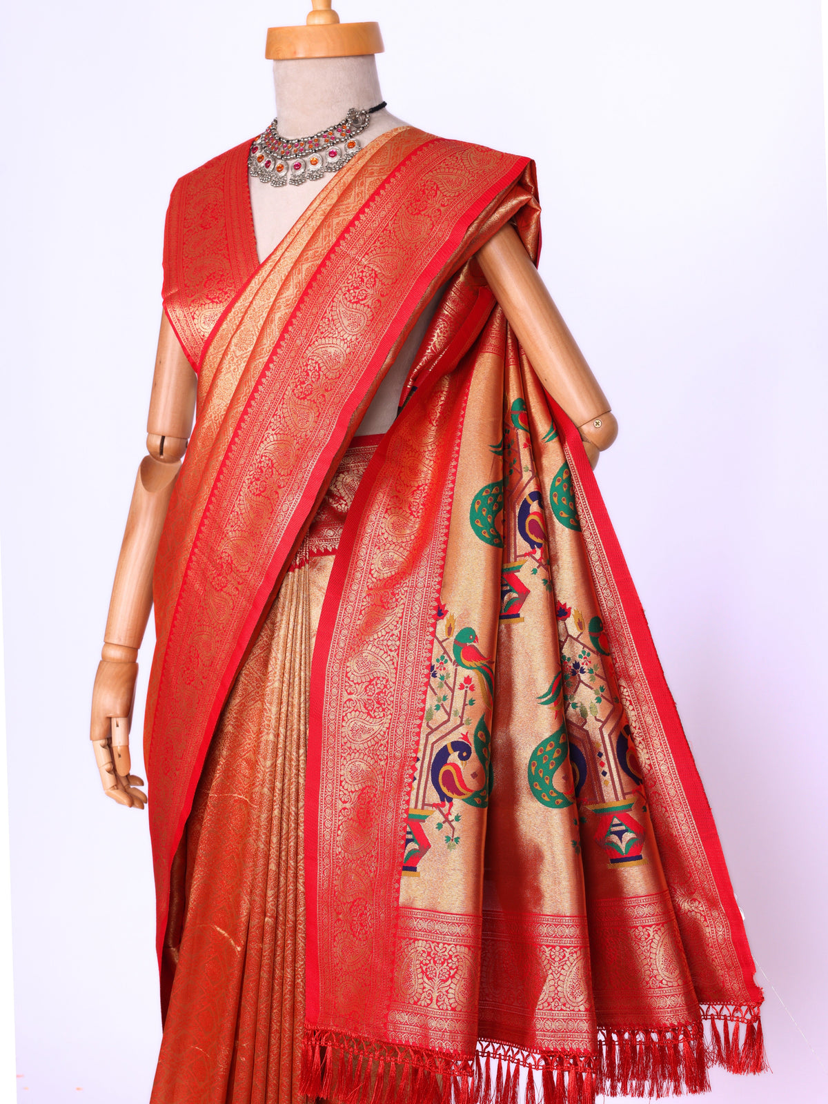 Red color Kanjivaram work Designer Saree BLS1013_Red