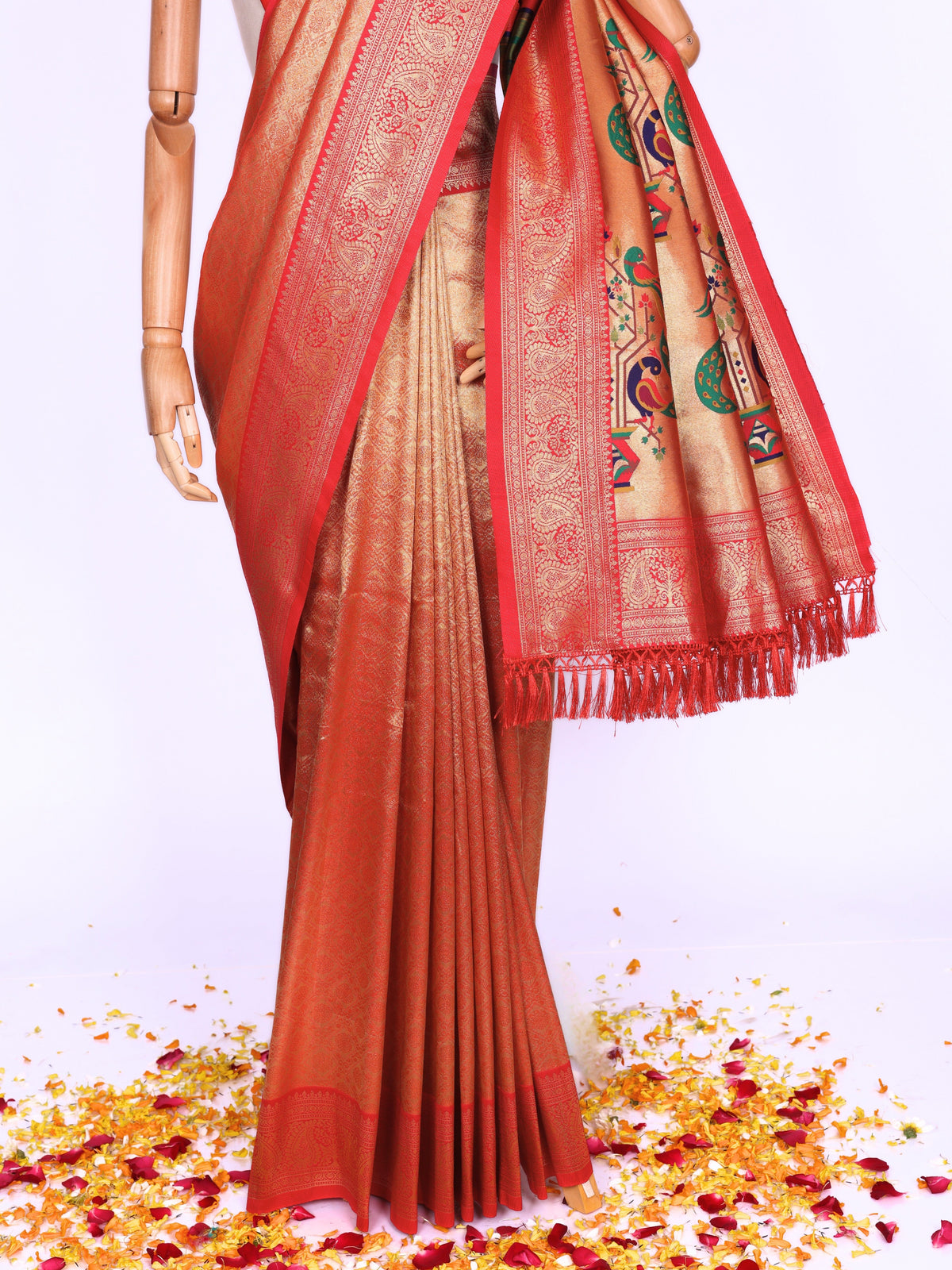 Red color Kanjivaram work Designer Saree BLS1013_Red