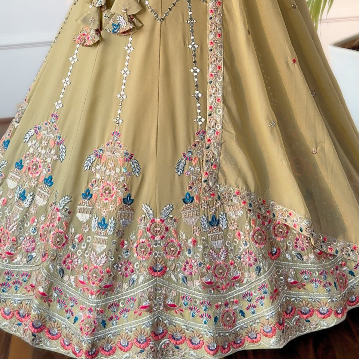 Cream color Real Mirror & Sequence Thread work Designer Wedding Lehenga Choli For Wedding Function BL1493