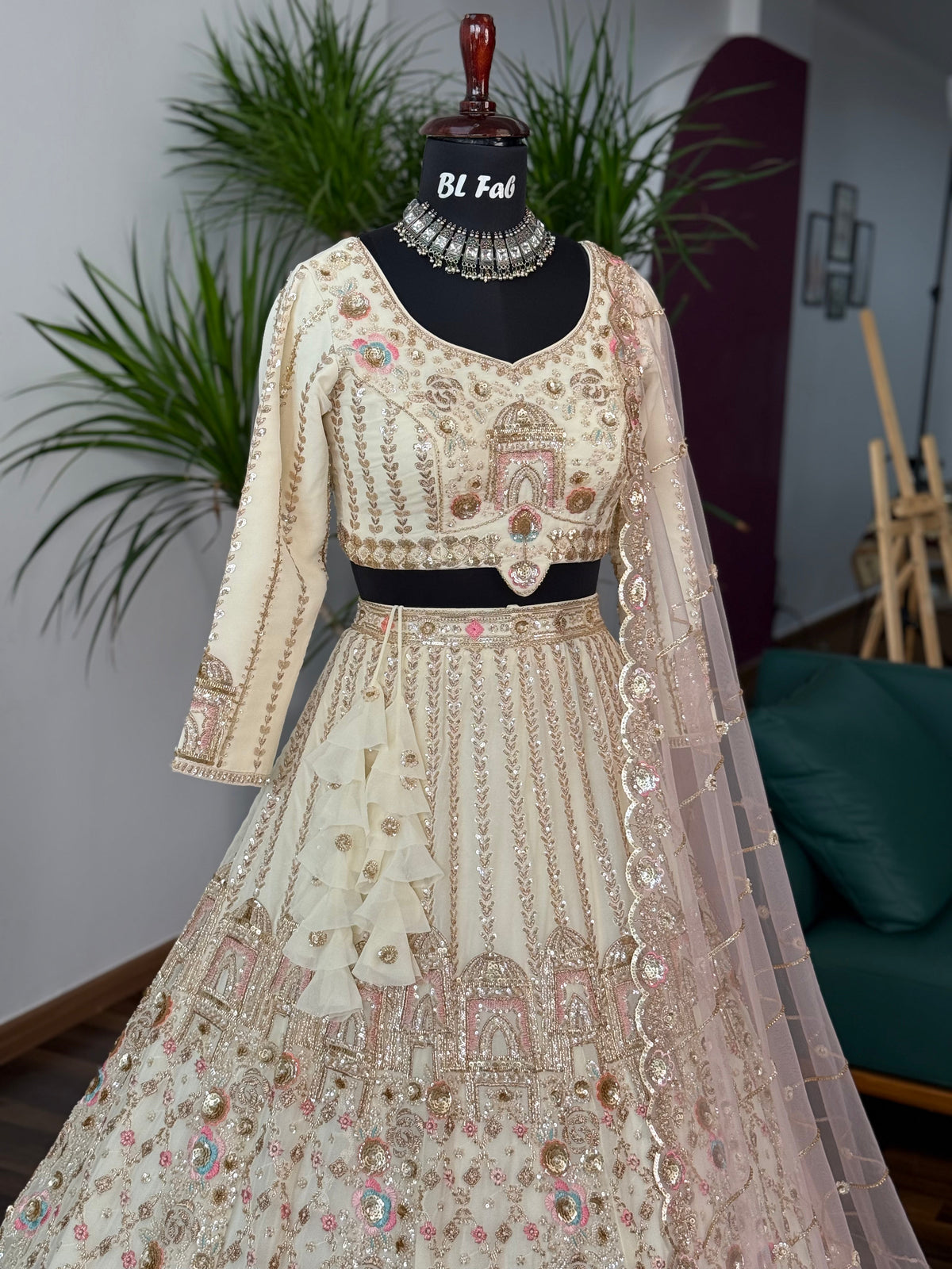 Off white color Hand Embroidery work Designer Lehenga Choli for Wedding Function BL1625
