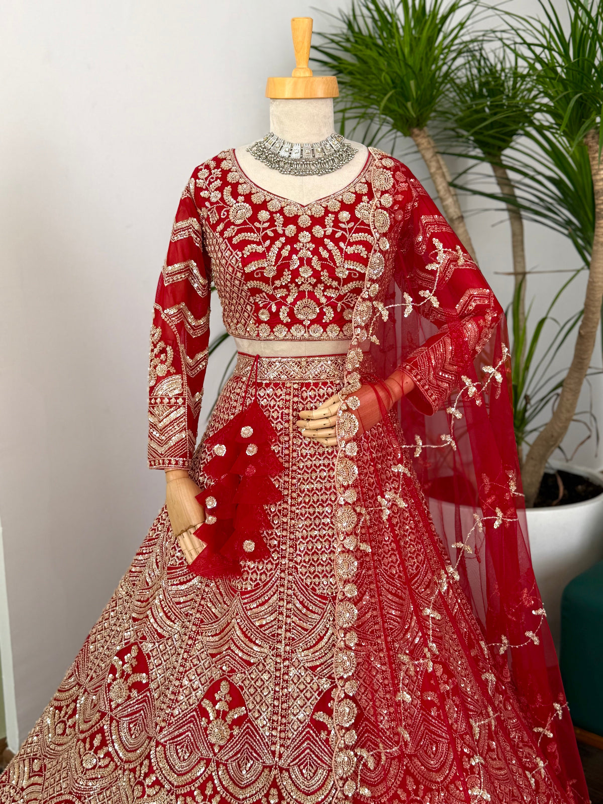 Red color Hand Embroidery work Designer Lehenga Choli for Wedding Function BL1609