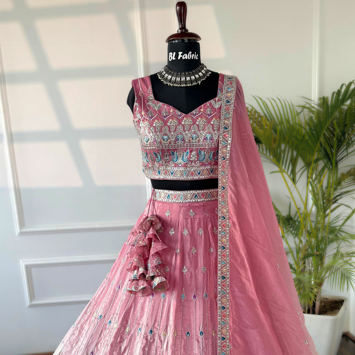 Shadding Pink White Lehenga color Zari Embroidery work Designer Lehenga Choli BL1544
