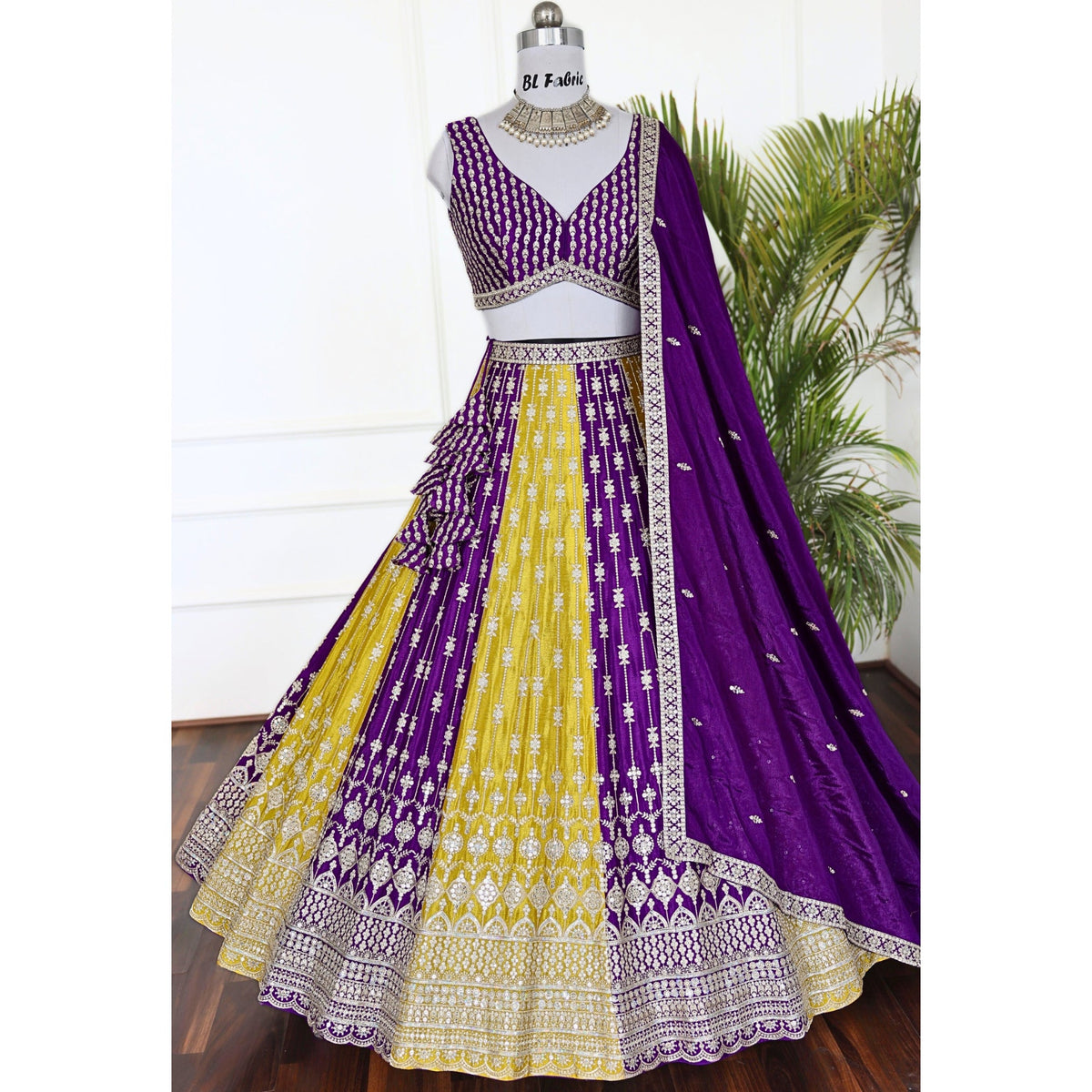 Multi color Zari Thread Embroidery work Designer Lehenga Choli for Any Function BL1462